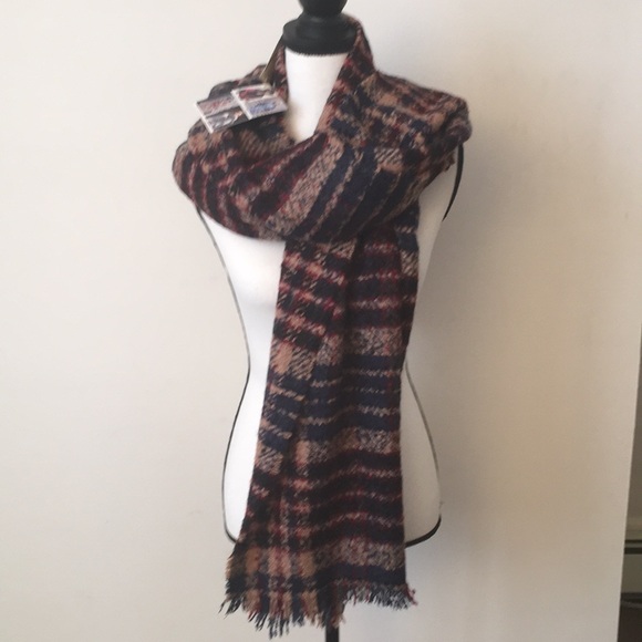 Blanket scarf. - Picture 3 of 8